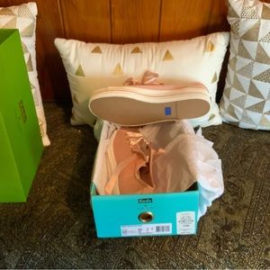 KATE SPADE NEW YORK TRIPLE KICK FAILLE IN BLUSH